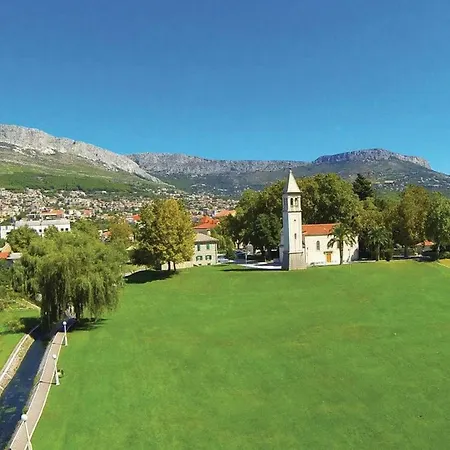 Appartement One-bedroom In Solin *